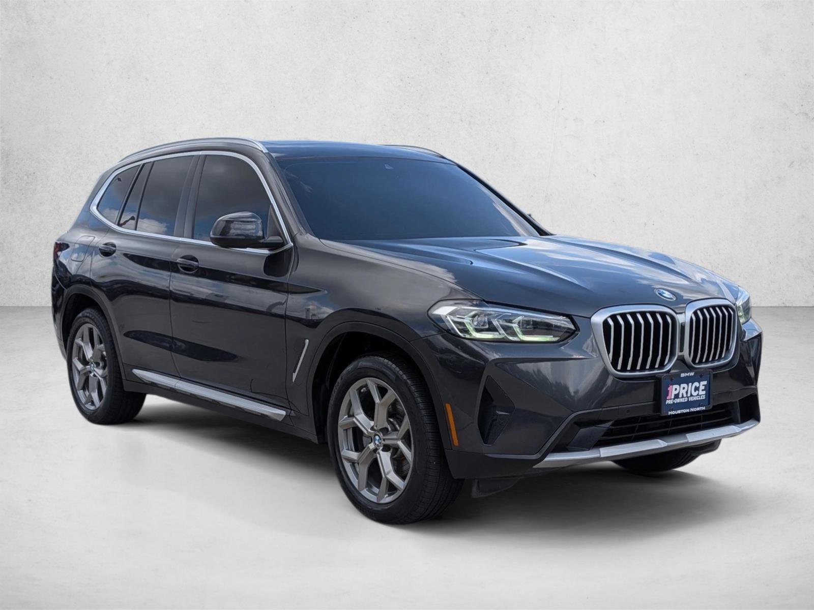 Used 2024 BMW X3 sDrive30i RWD image 3