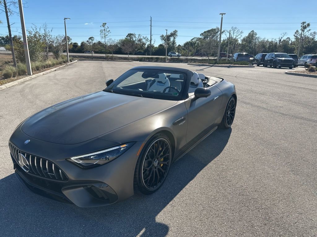 Used 2025 Mercedes-Benz SL 63 AMG 4MATIC image 44