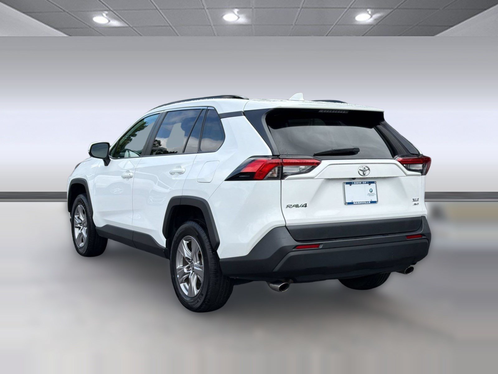Used 2024 Toyota RAV4 XLE w/ Weather Package AWD/4WD image 3