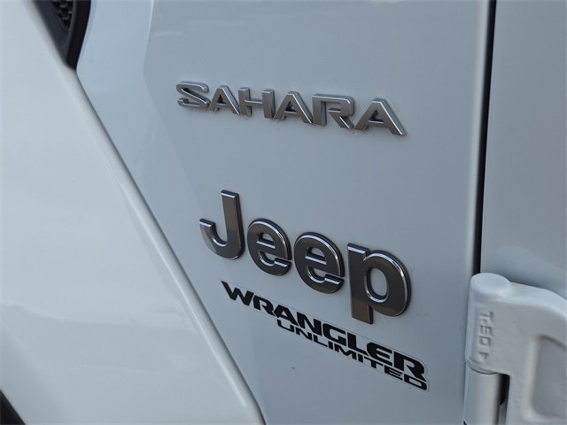 Used 2021 Jeep Wrangler Unlimited Sahara w/ Dual Top Group image 37