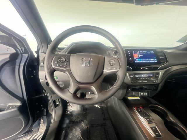 Used 2023 Honda Passport EX-L image 14