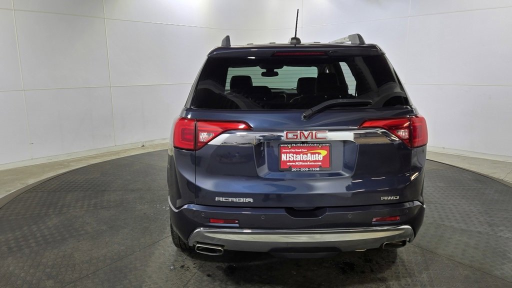 Used 2018 GMC Acadia Denali w/ LPO, Cargo Package image 6