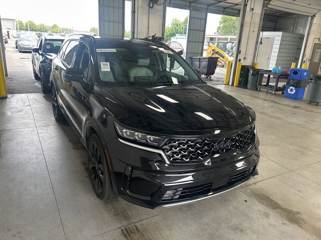 Used 2023 Kia Sorento SX