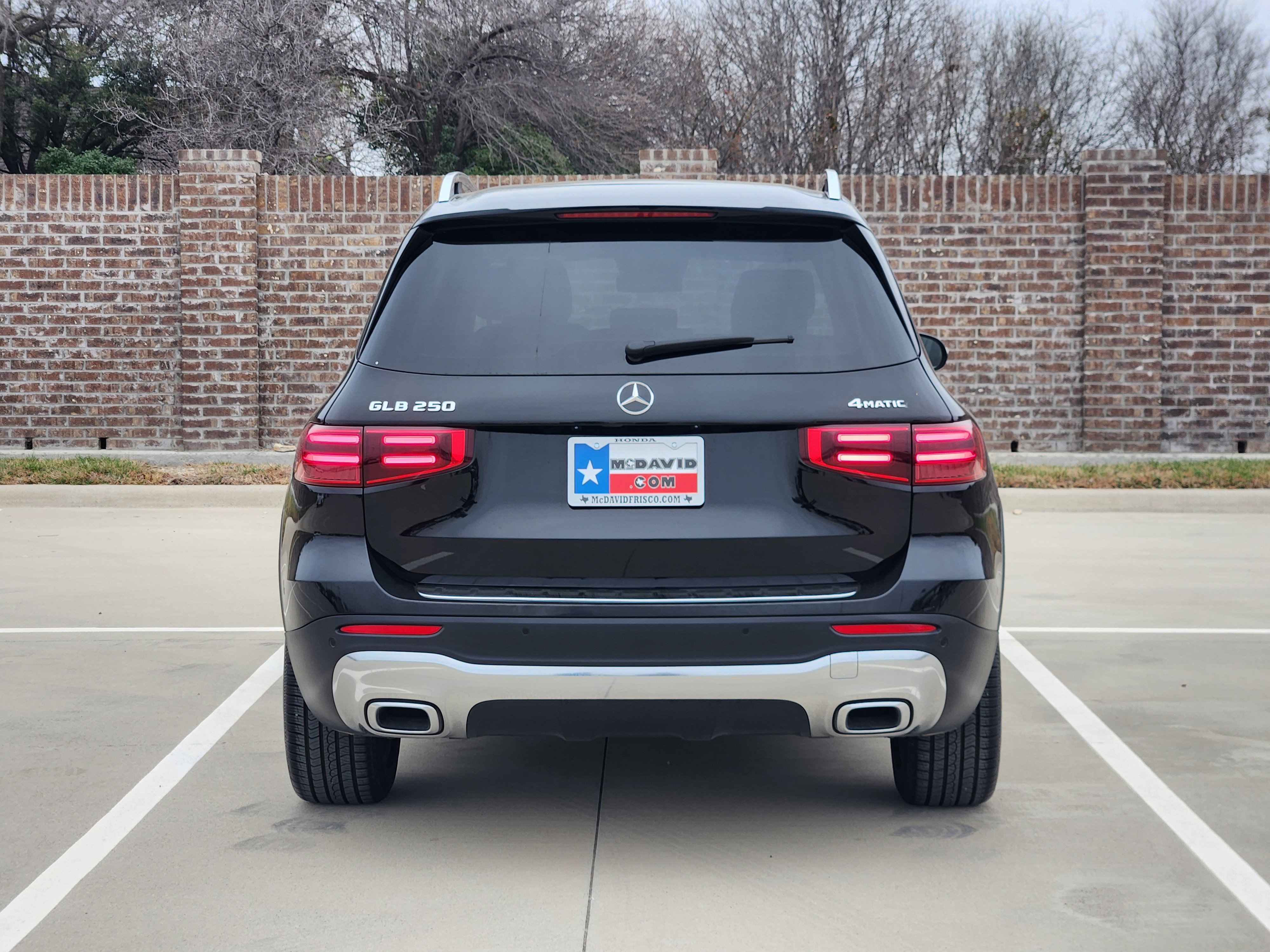 Used 2024 Mercedes-Benz GLB 250 4MATIC image 7