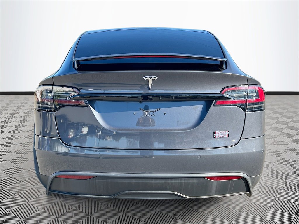 Used 2022 Tesla Model X Plaid image 6