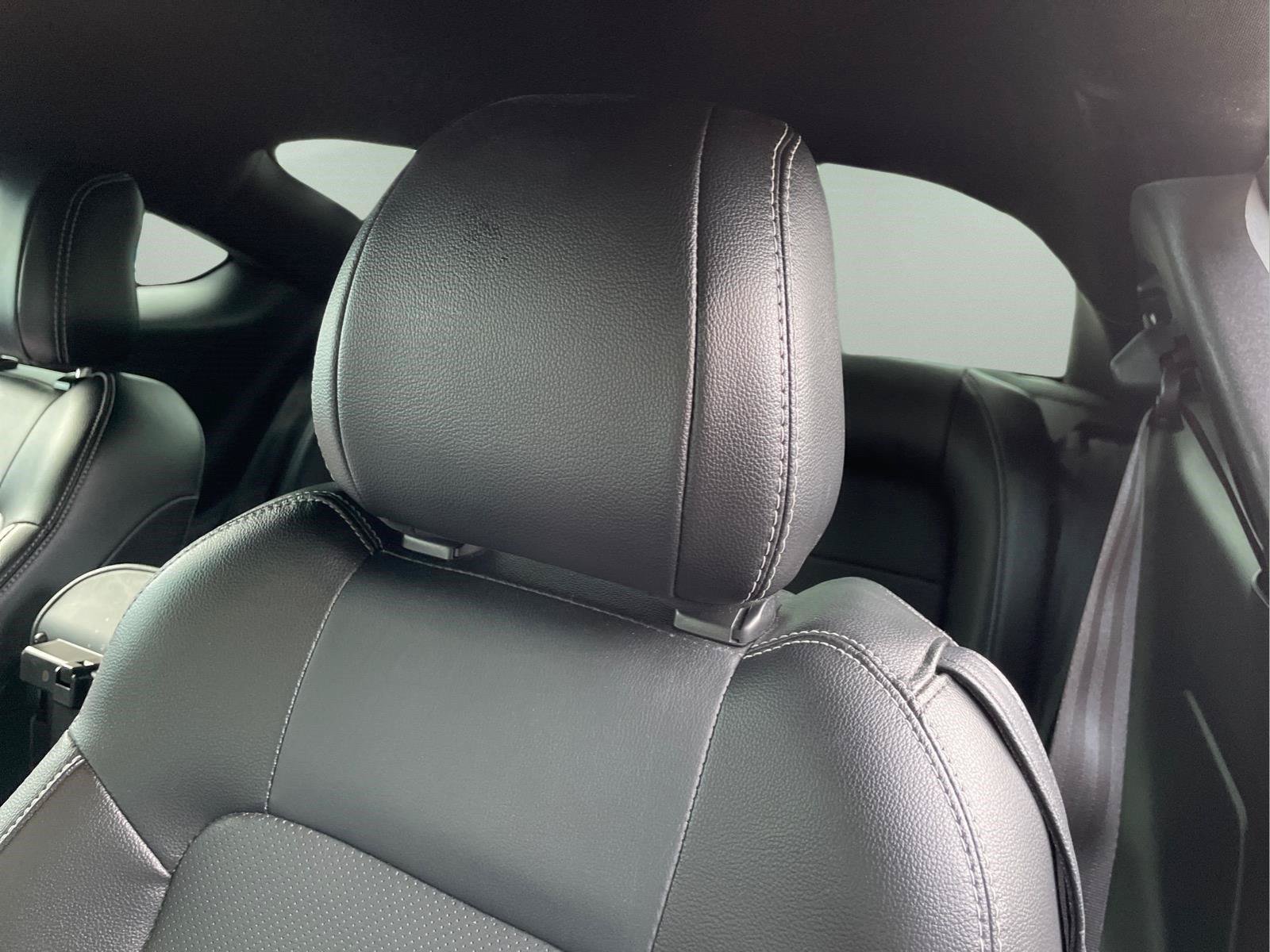 Used 2018 Ford Mustang GT Premium RWD image 14