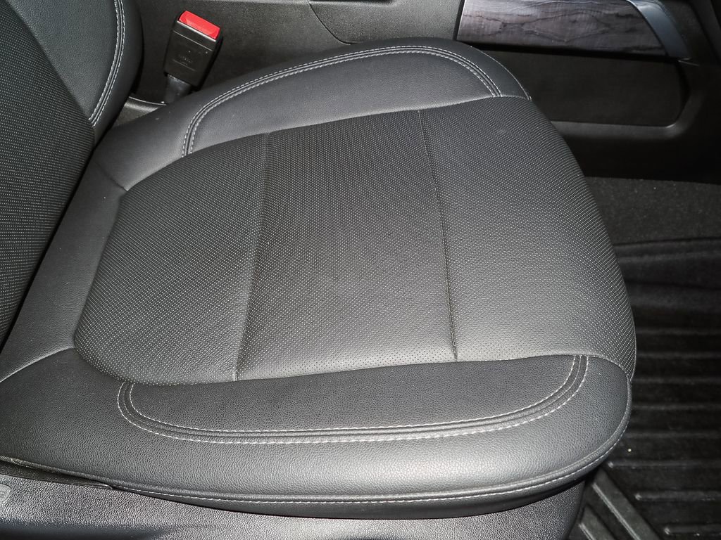 Used 2021 Chevrolet Silverado 2500 LTZ w/ LTZ Convenience Package image 22