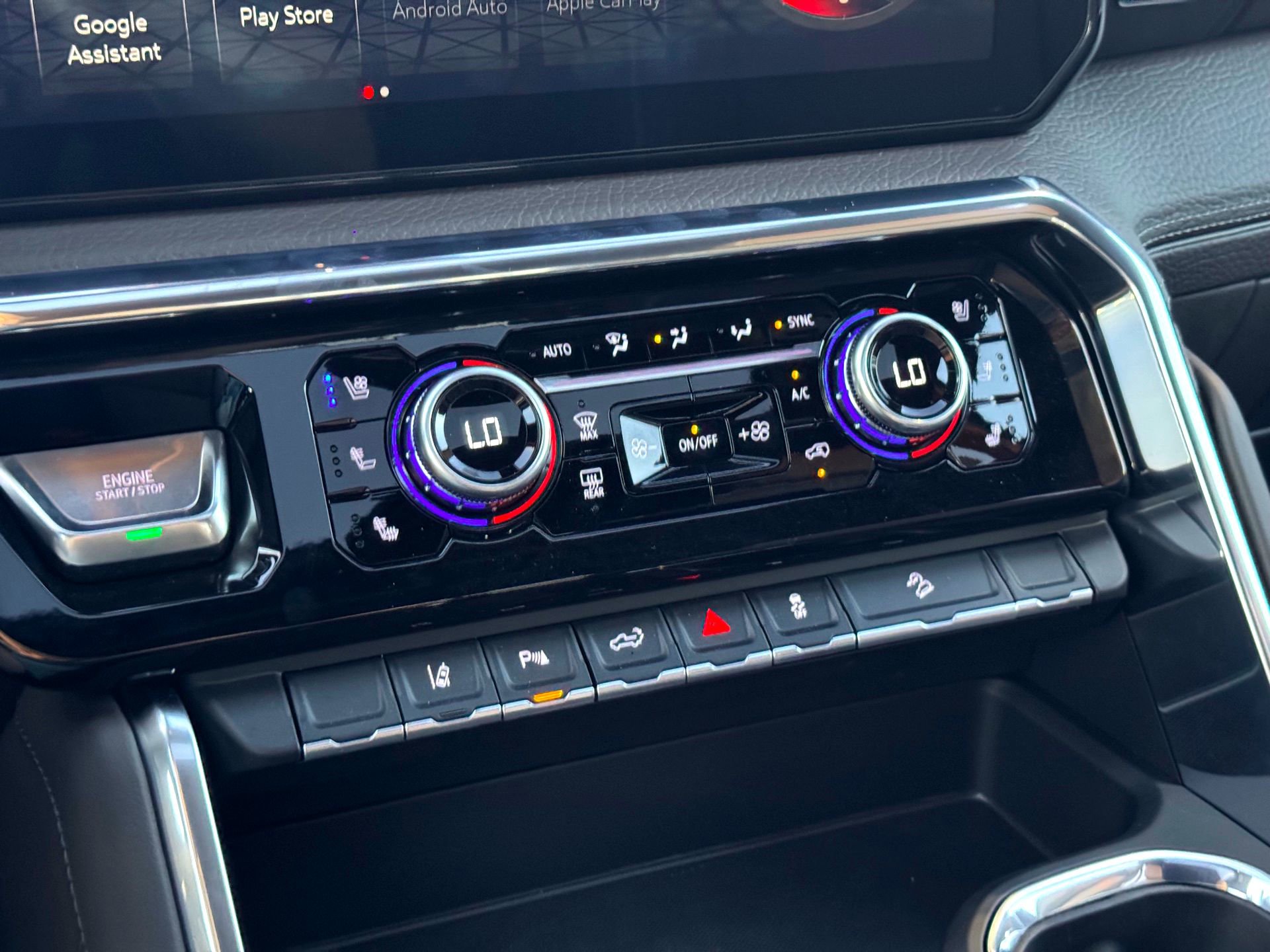 Used 2025 GMC Sierra 2500 Denali w/ Denali Reserve Package image 30