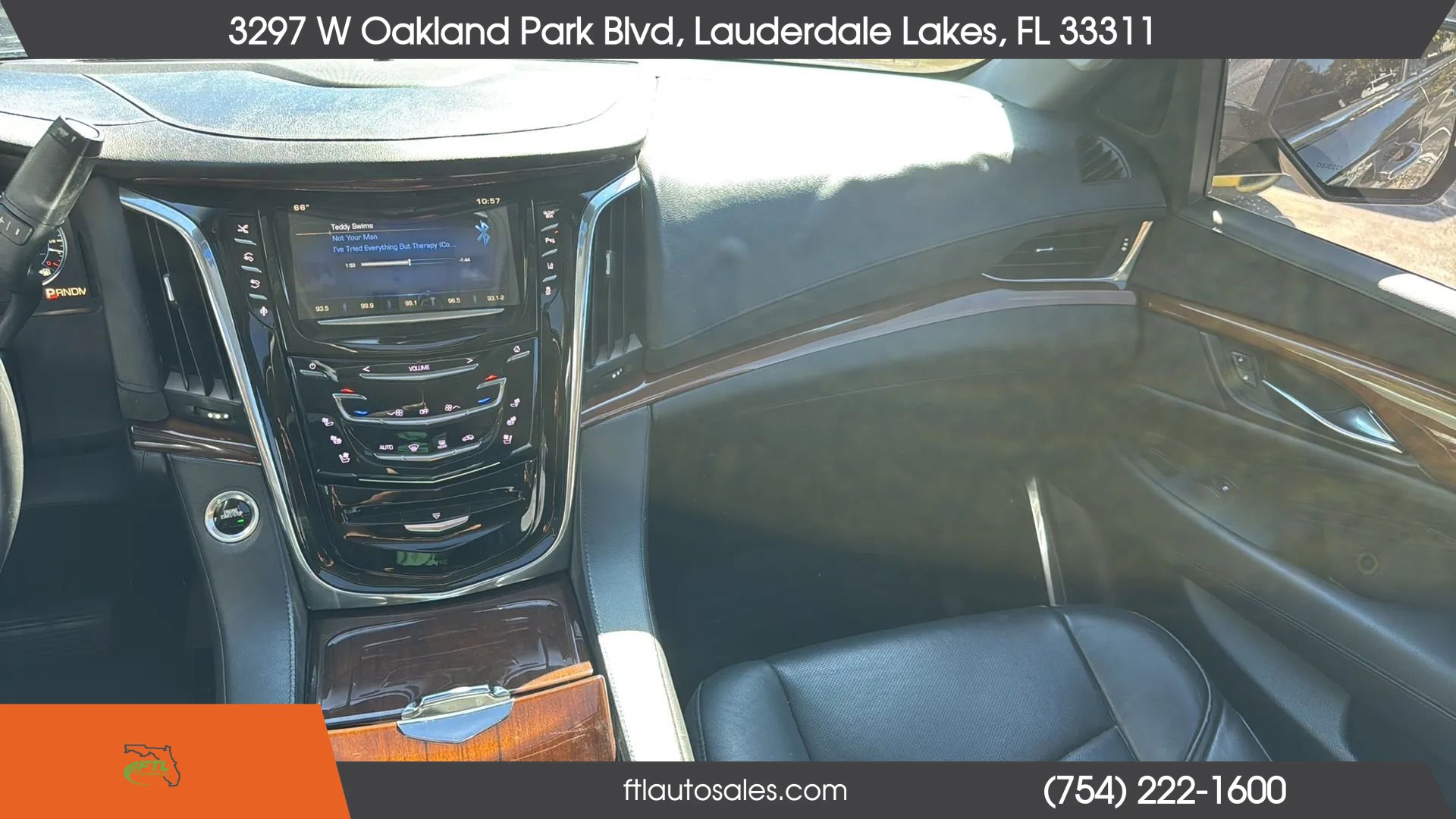 Used 2015 Cadillac Escalade Premium RWD image 40