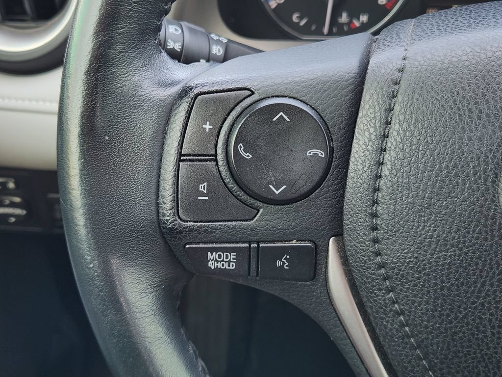 Certified 2017 Toyota RAV4 Platinum FWD image 29