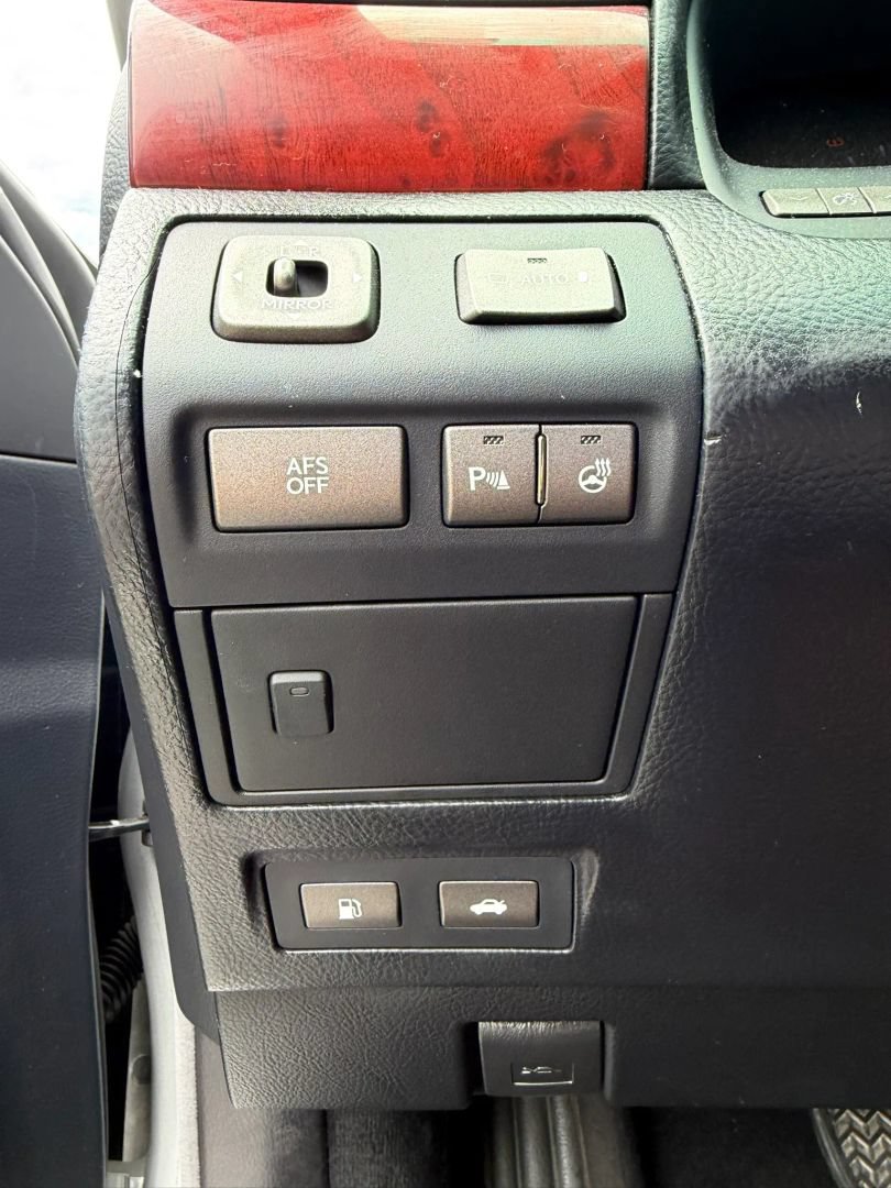 Used 2008 Lexus LS 460 L RWD image 30