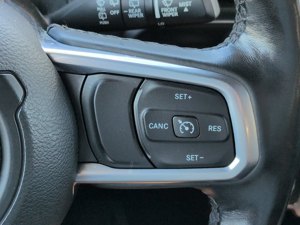 Used 2021 Jeep Wrangler Unlimited Sahara AWD/4WD image 26