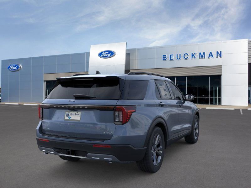 Used 2026 Ford Explorer Active w/ Active Comfort Package image 8