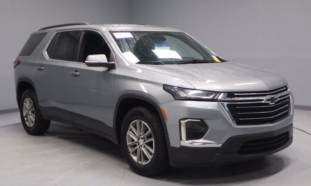 Used 2023 Chevrolet Traverse LT FWD image 1