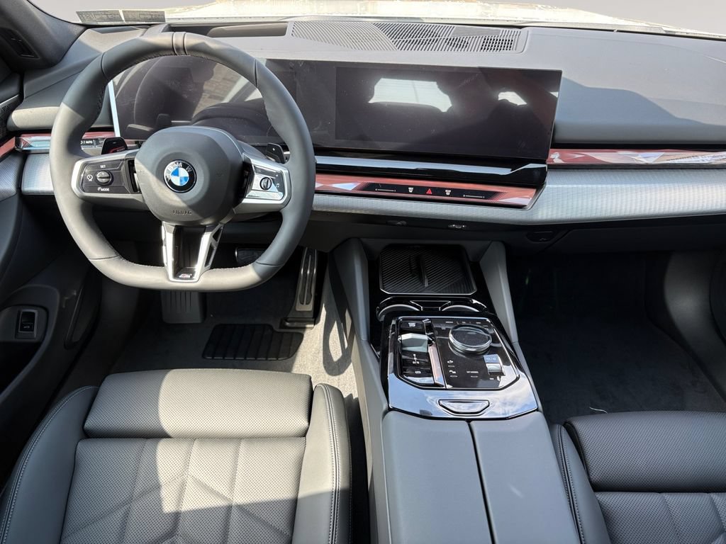 New 2027 BMW 530i xDrive w/ M Sport Package AWD/4WD image 10