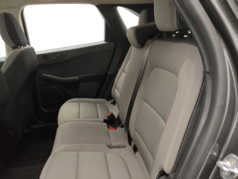 Used 2020 Ford Escape S image 18