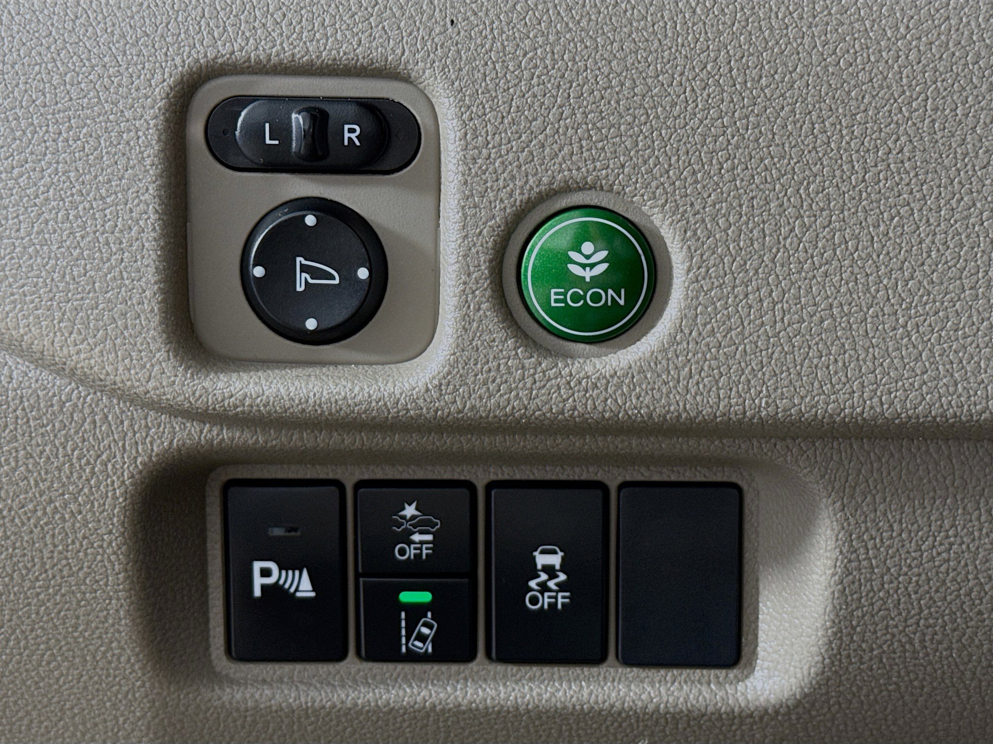 Used 2022 Honda Pilot Touring image 9