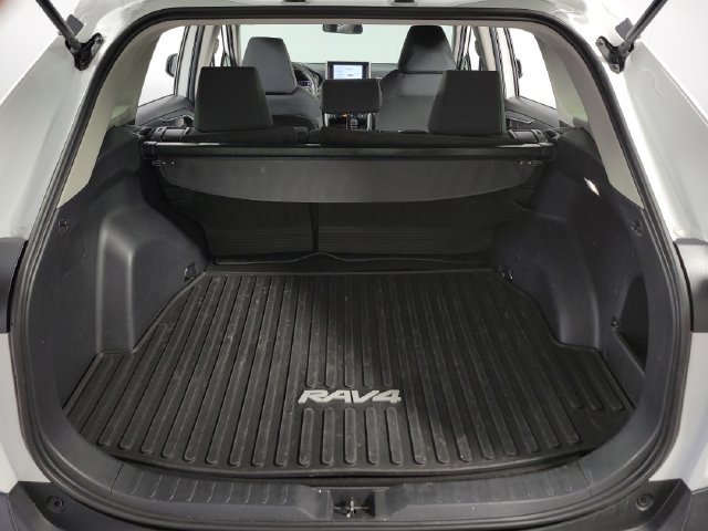 Used 2024 Toyota RAV4 LE FWD image 26