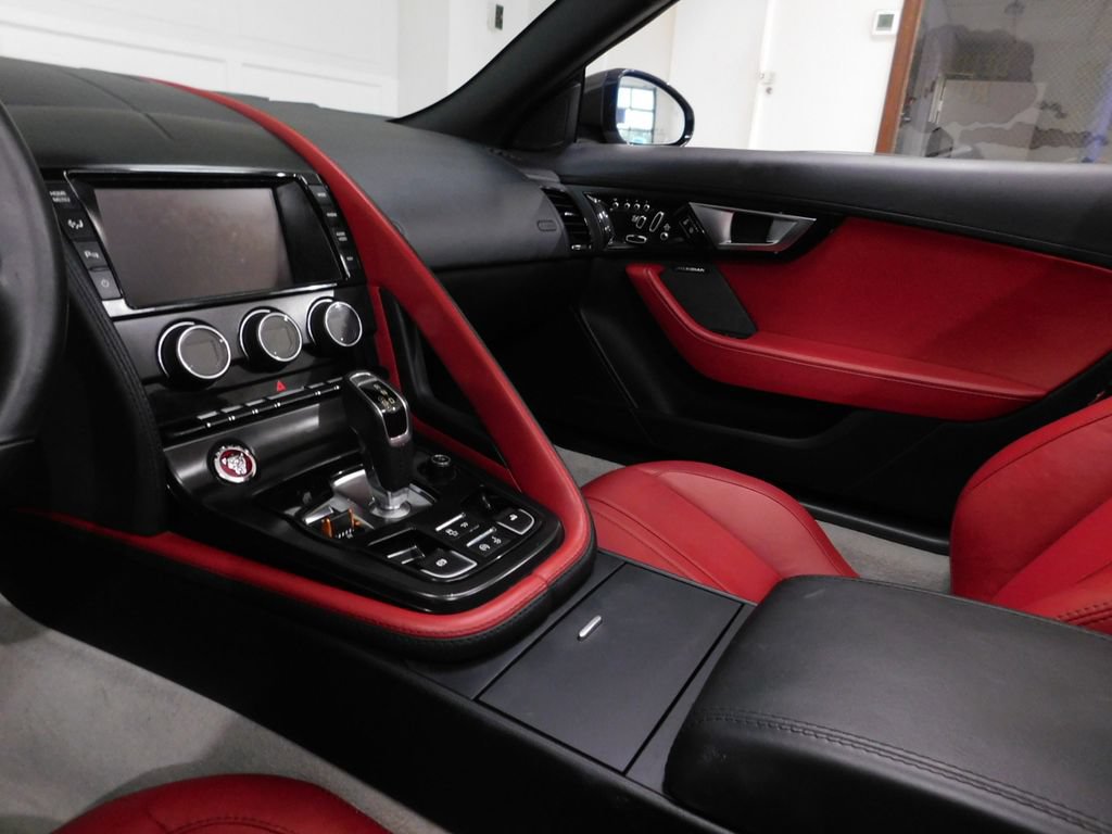 Used 2014 Jaguar F-TYPE S RWD image 78