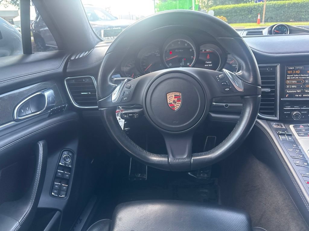 Used 2015 Porsche Panamera AWD/4WD image 35