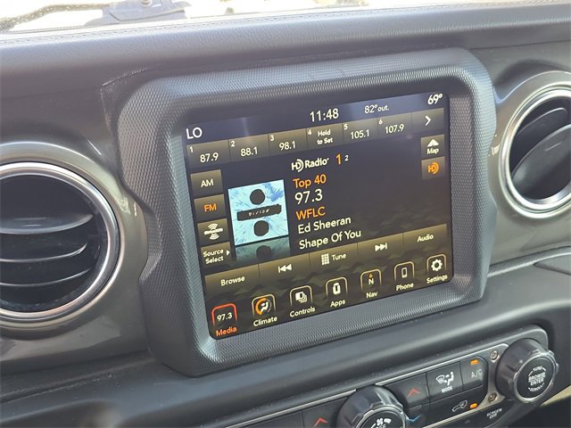 Used 2023 Jeep Gladiator Overland image 22