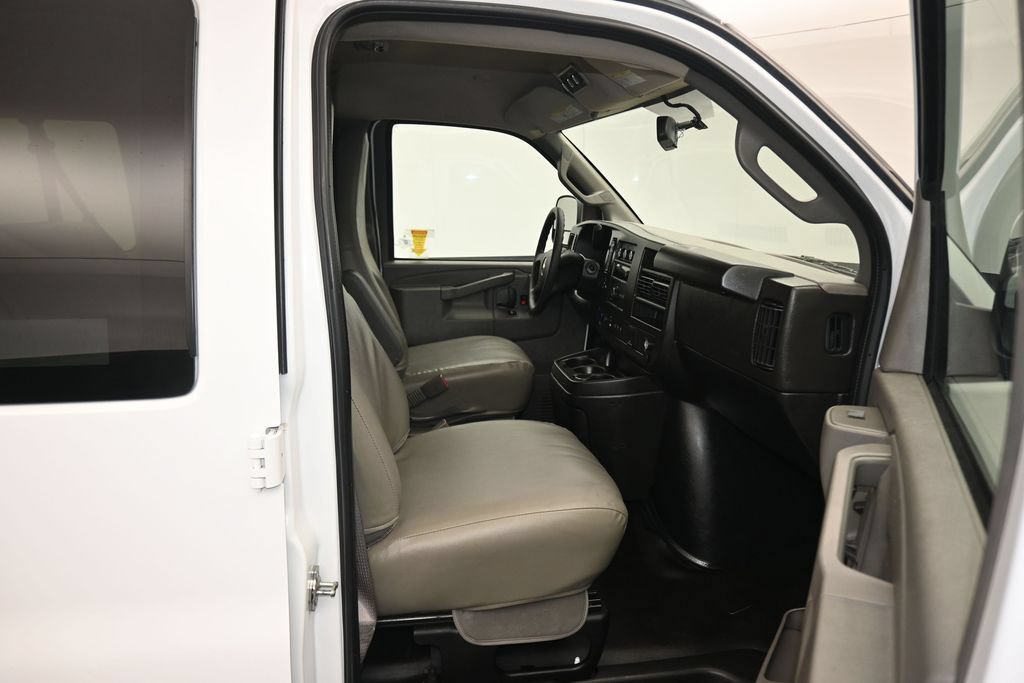 Used 2023 Chevrolet Express 3500 LS RWD image 39