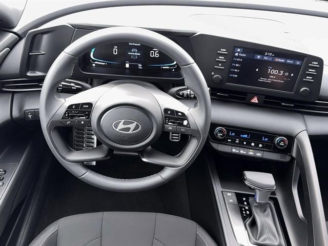 New 2026 Hyundai Elantra Sport image 17