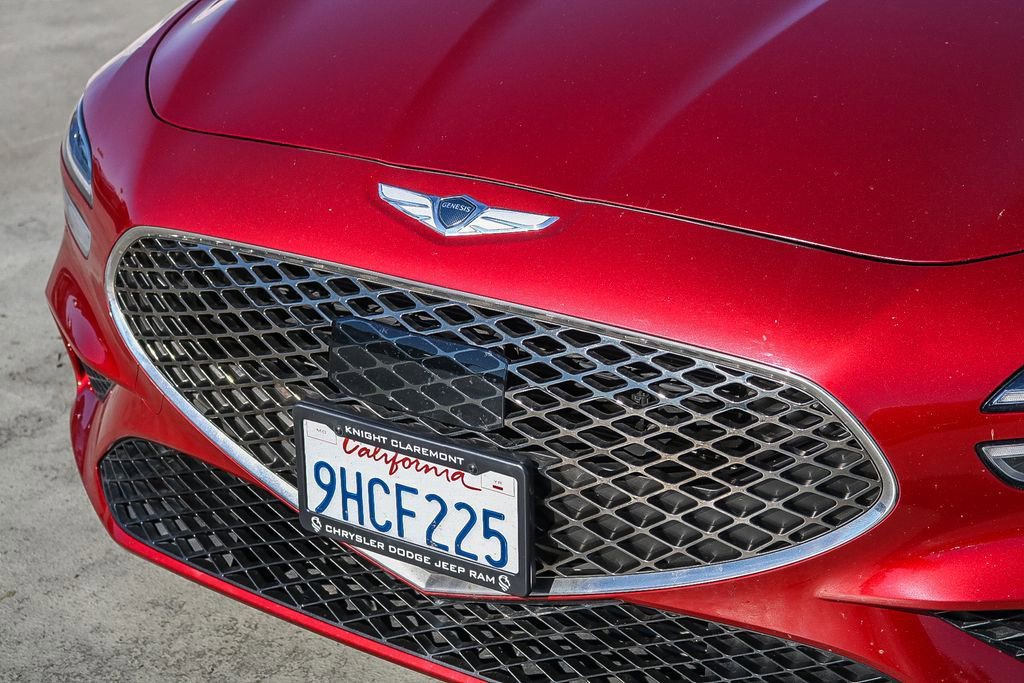 Used 2023 Genesis G70 2.0T image 6