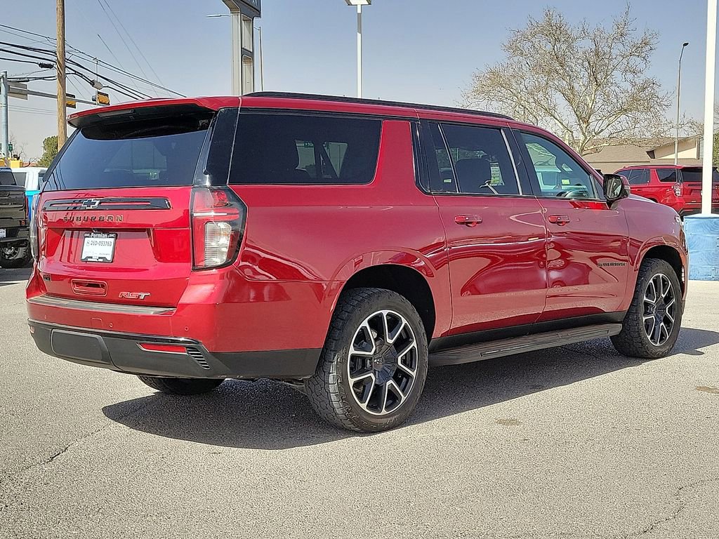 Used 2023 Chevrolet Suburban RST w/ Luxury Package image 11
