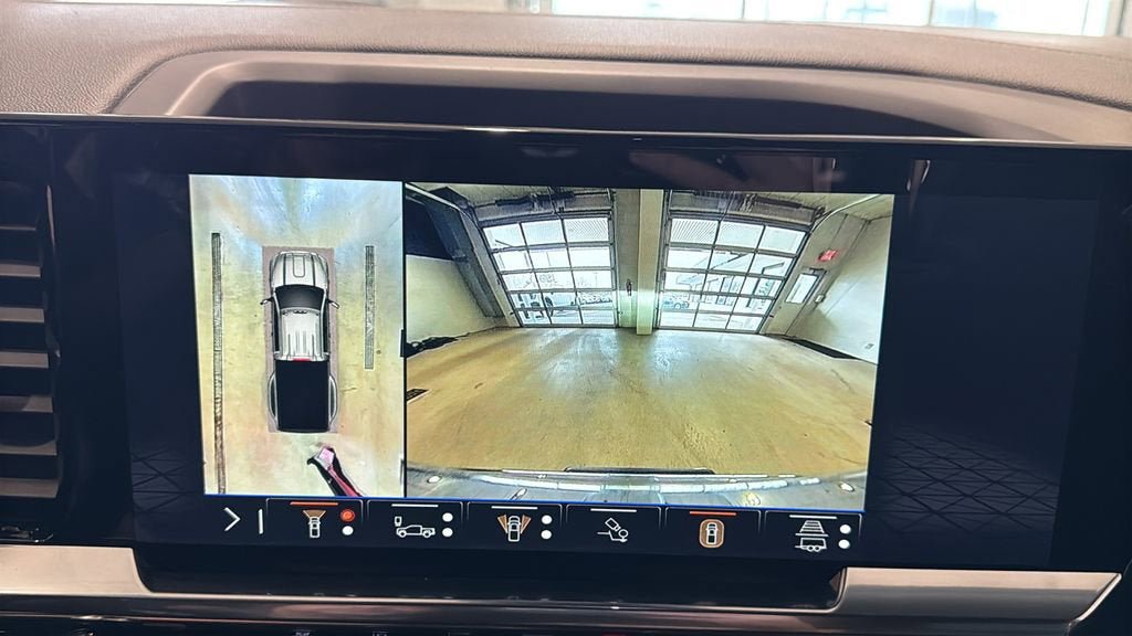 New 2026 GMC Sierra 3500 SLT w/ SLT Premium Package image 36