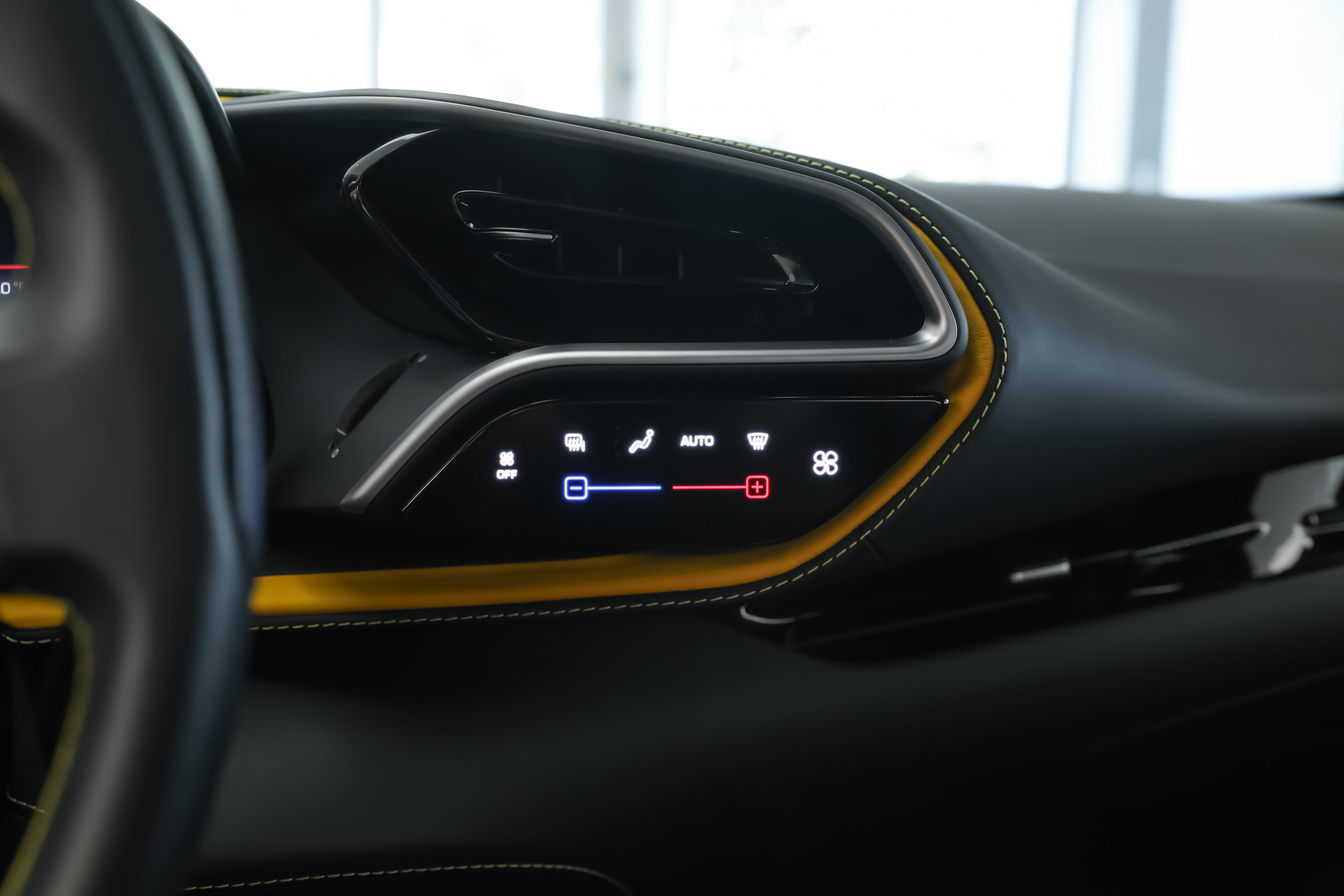 Used 2023 Ferrari 296 GTB RWD image 36