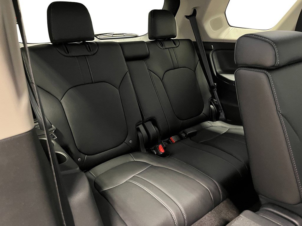 New 2026 Honda Pilot Touring image 28
