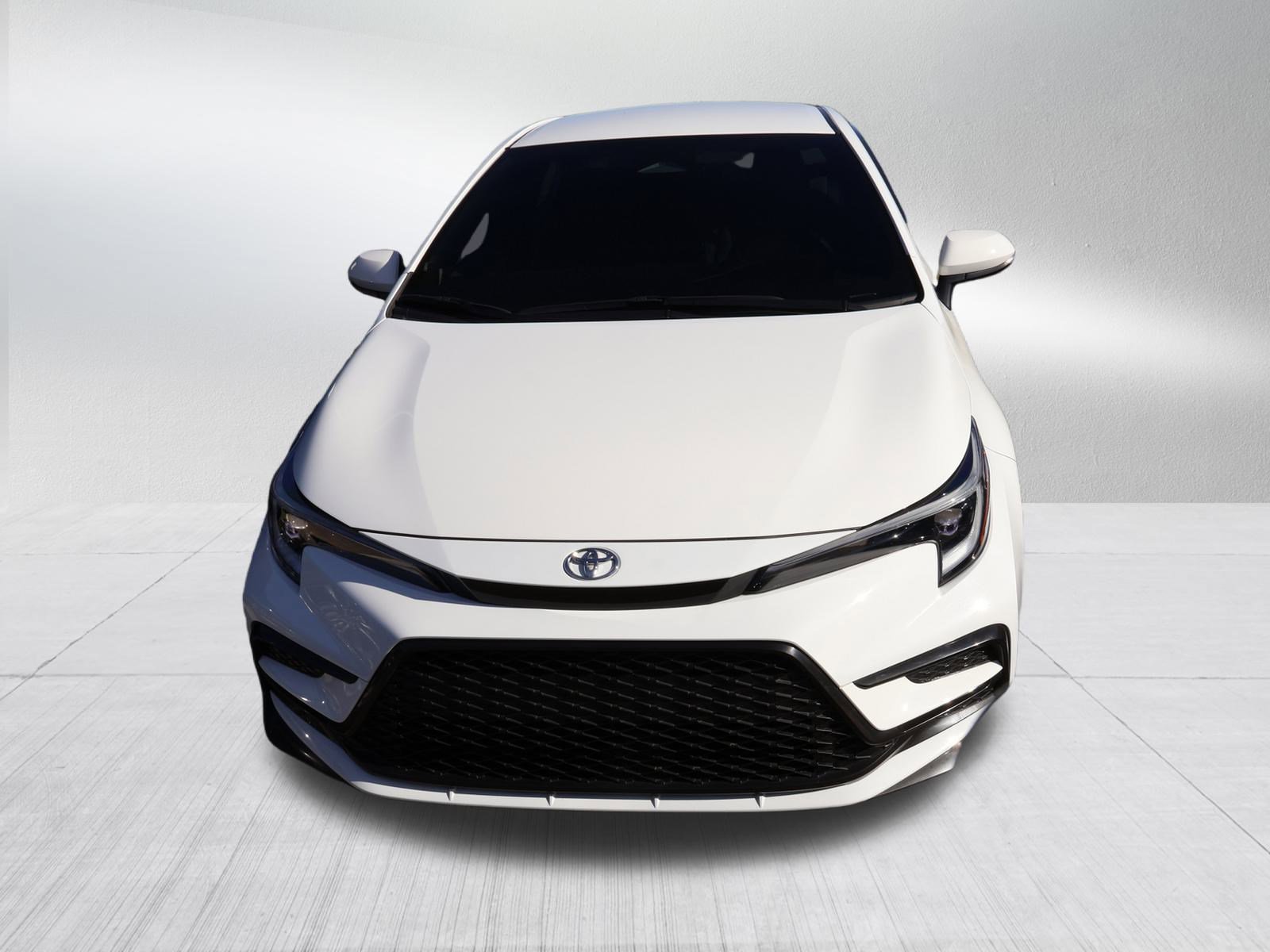 Used 2024 Toyota Corolla SE video 2