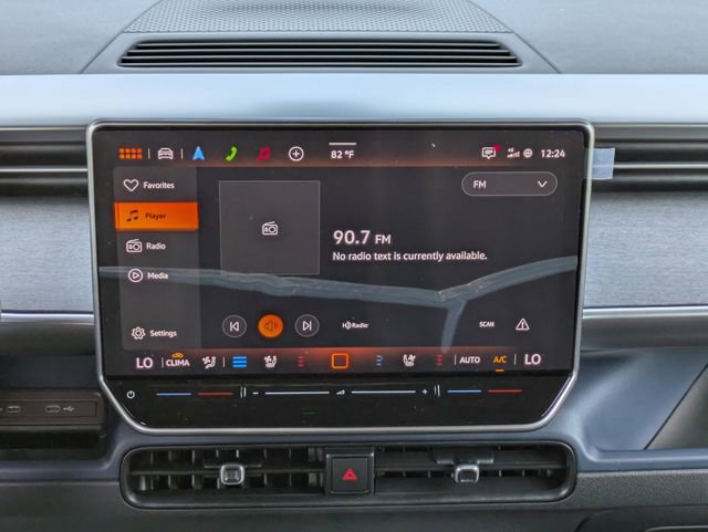 New 2025 Volkswagen ID. Buzz 1st Edition RWD image 17