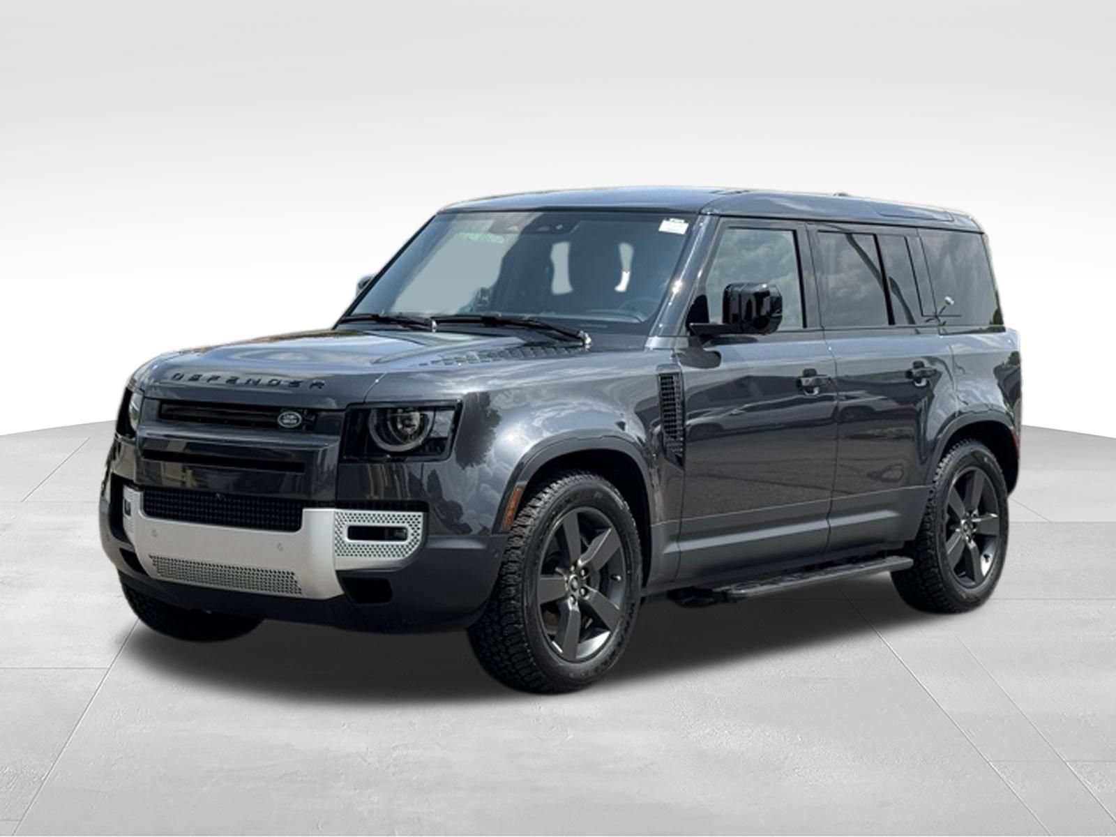 New 2024 Land Rover Defender 110 SE AWD/4WD image 3
