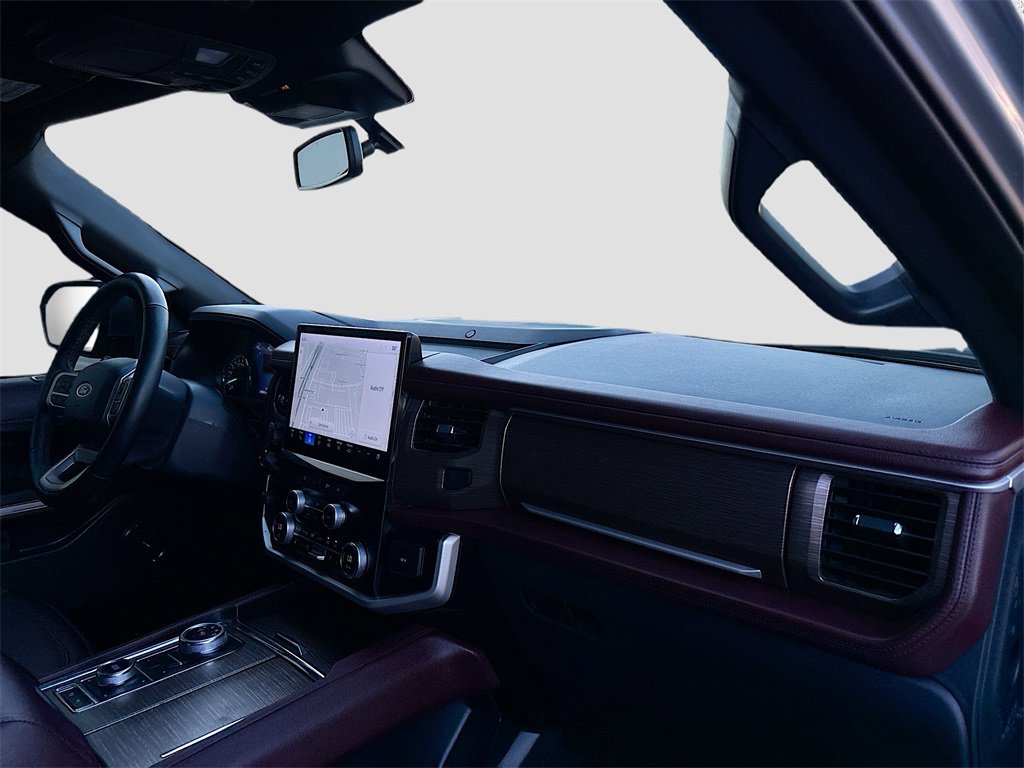 Used 2024 Ford Expedition Max Limited image 31