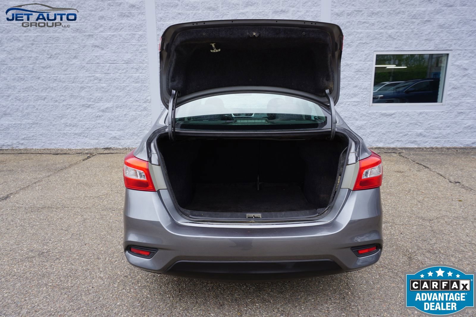 Used 2016 Nissan Sentra S FWD image 16