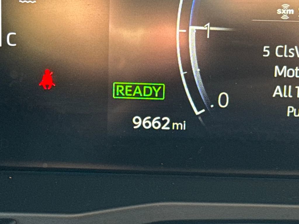 Used 2025 Toyota Land Cruiser image 16