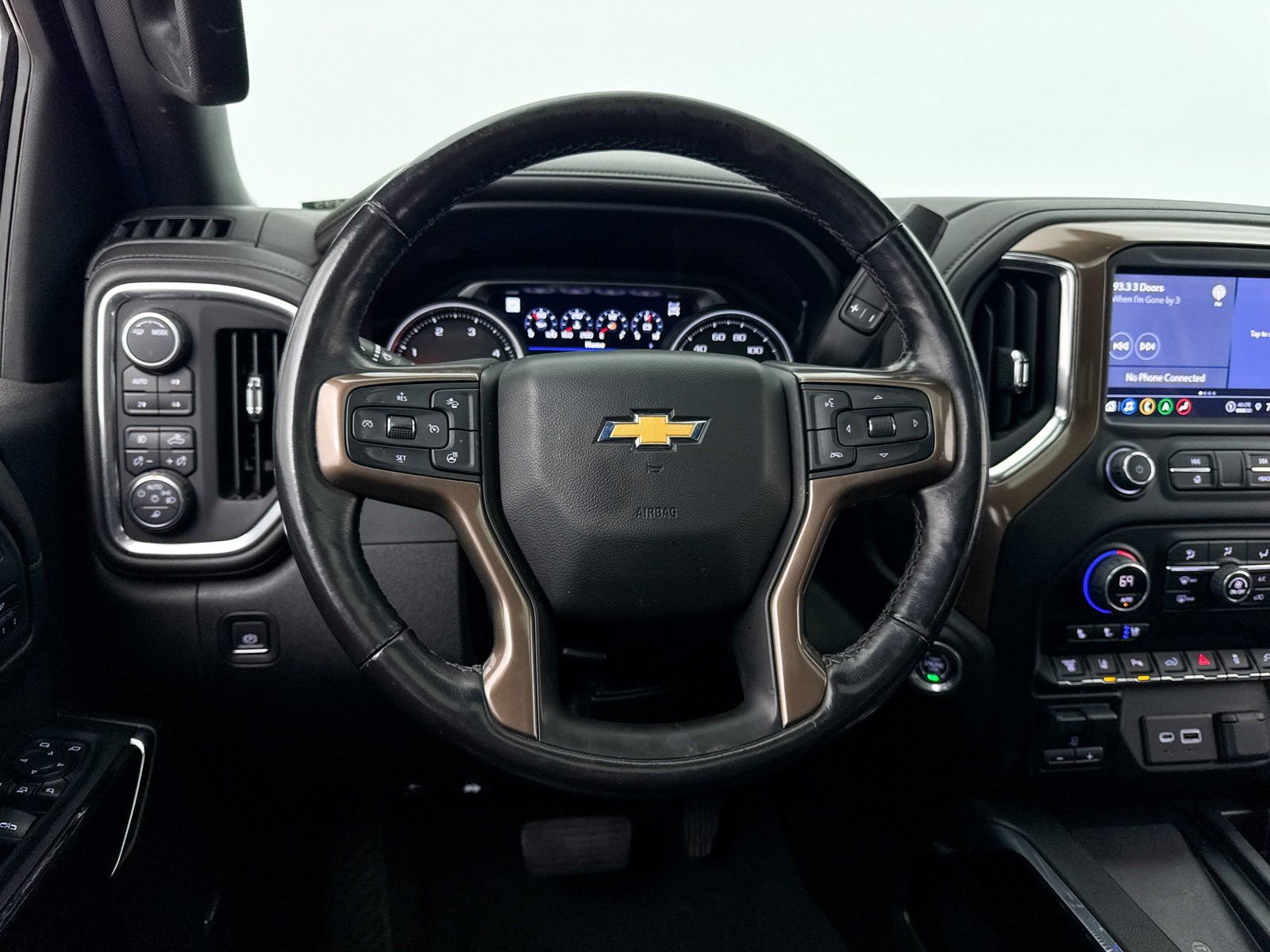 Used 2022 Chevrolet Silverado 2500 High Country w/ Z71 Off-Road Package image 45