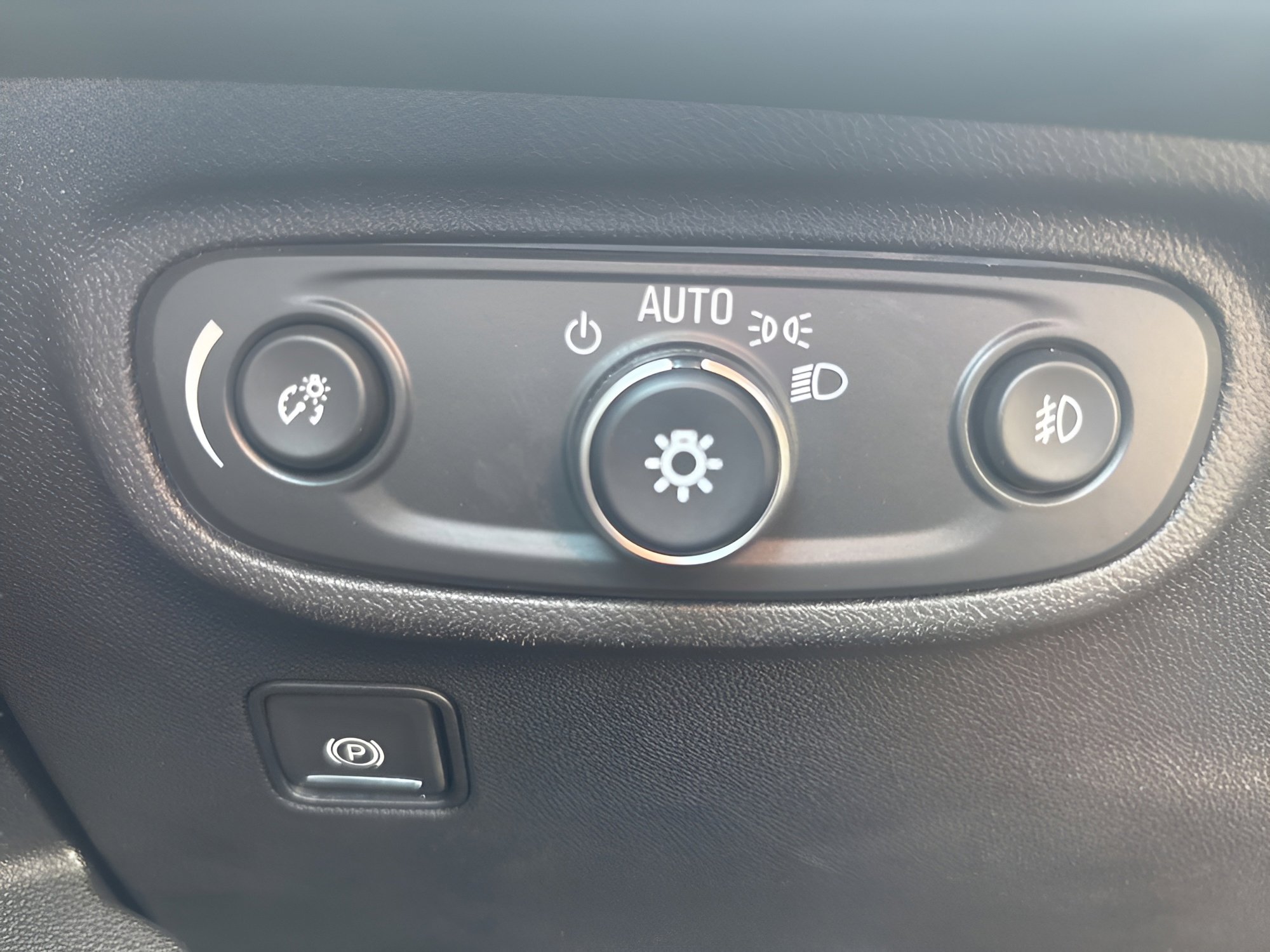 Certified 2024 GMC Terrain SLT AWD/4WD image 24