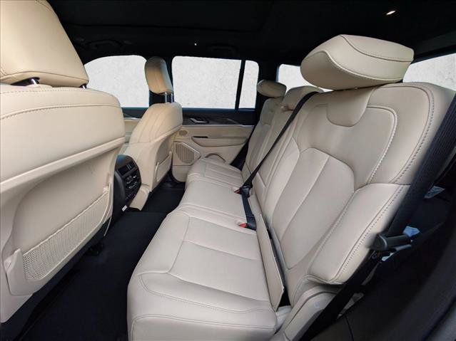 New 2026 Jeep Grand Cherokee Limited w/ Luxury Tech Group II RWD image 19