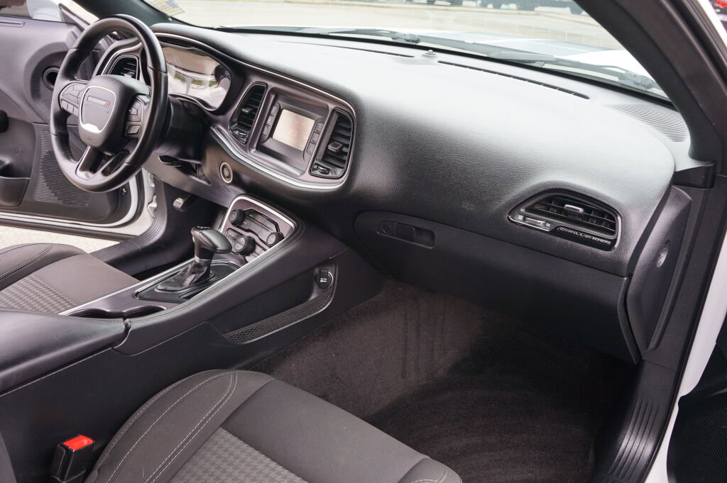 Used 2017 Dodge Challenger SXT w/ Blacktop Package RWD image 9