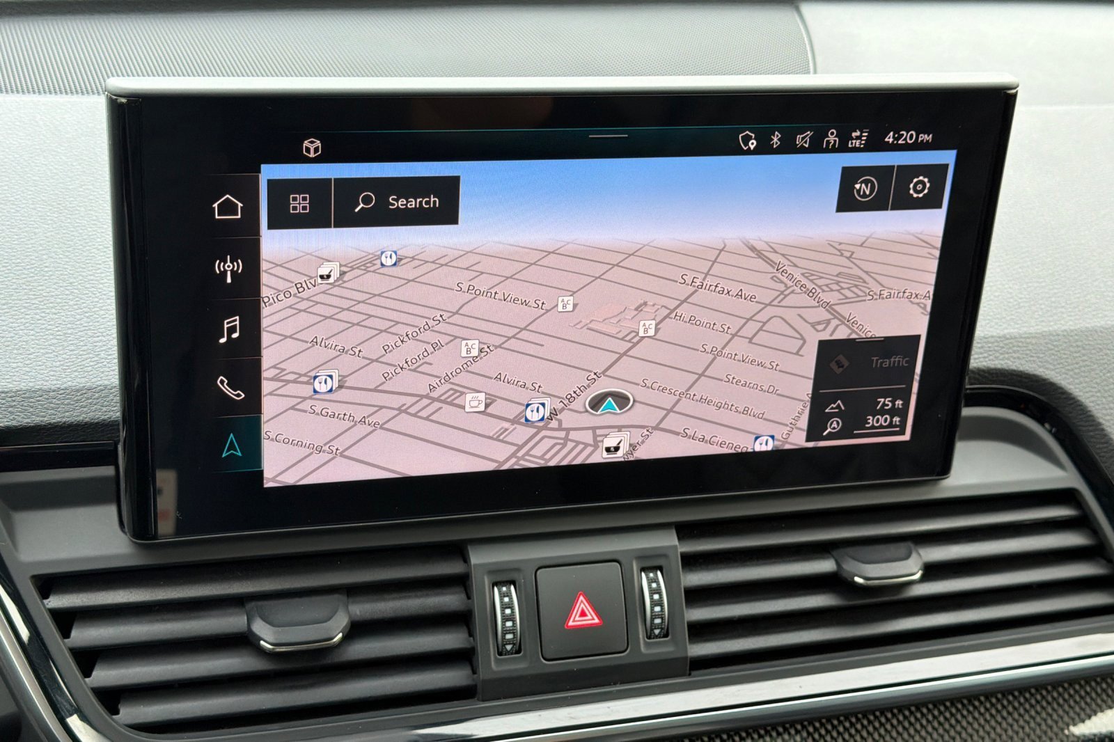 Used 2023 Audi SQ5 Prestige w/ Prestige Package image 18