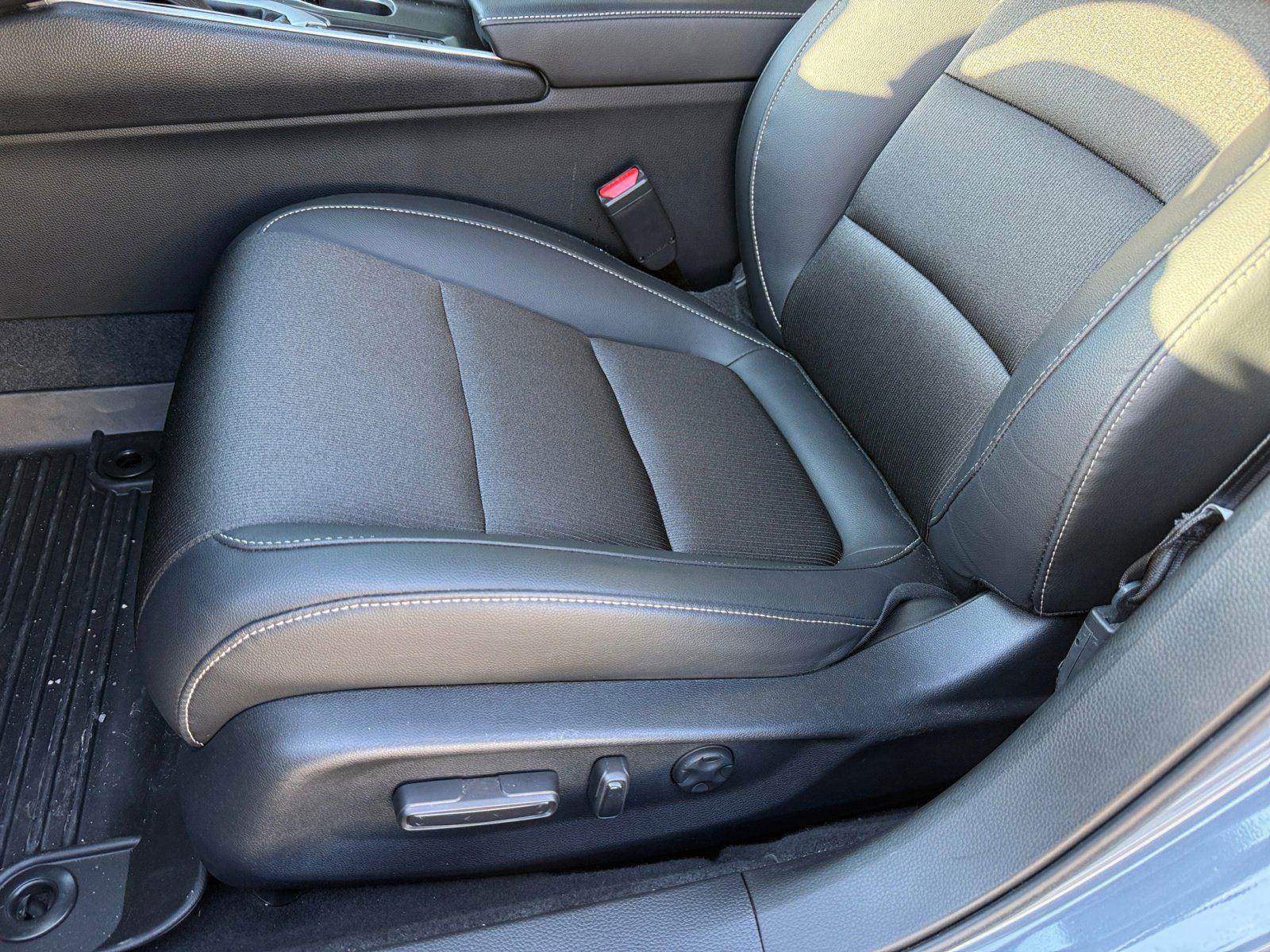 Used 2022 Honda Accord Sport image 15