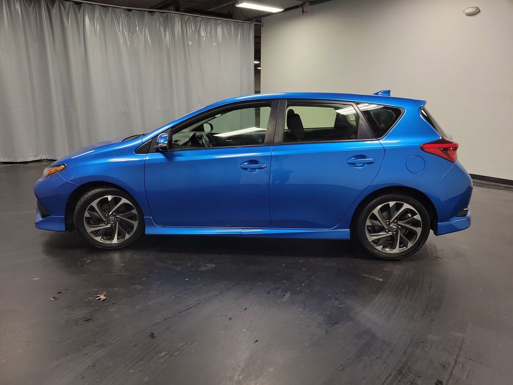 Used 2018 Toyota Corolla iM image 5