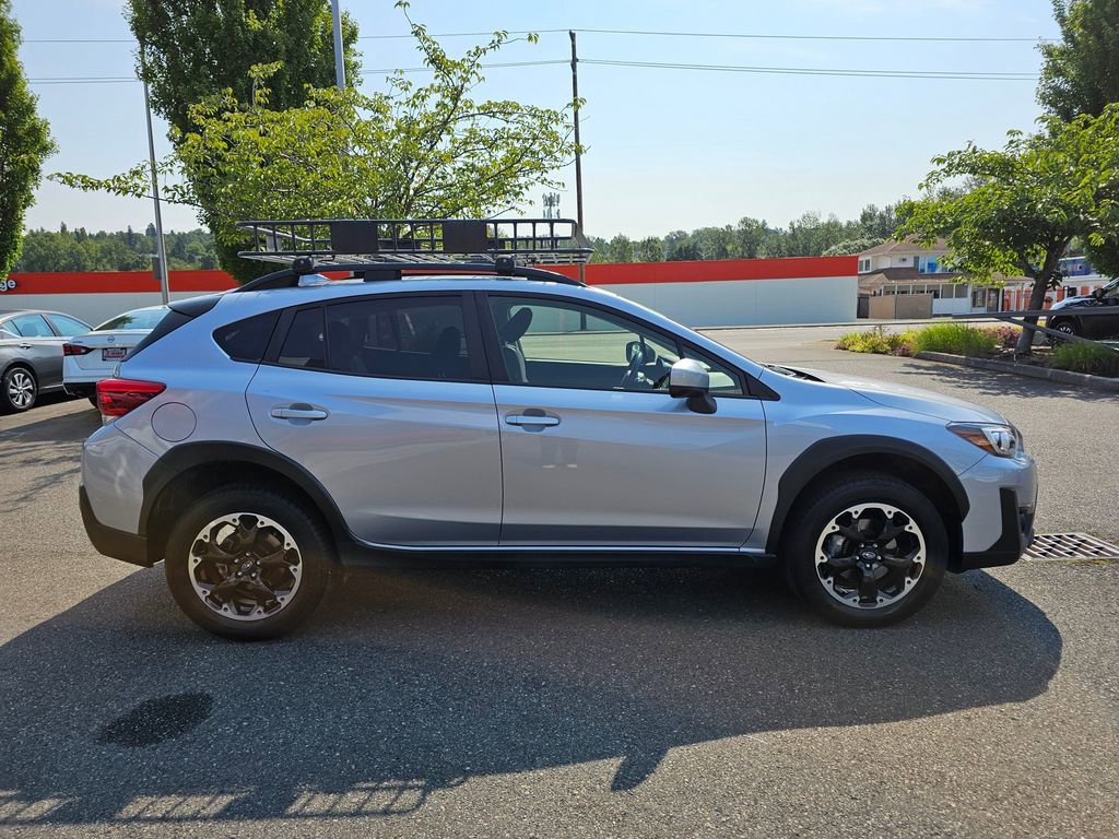 Used 2022 Subaru Crosstrek 2.0i Premium image 4