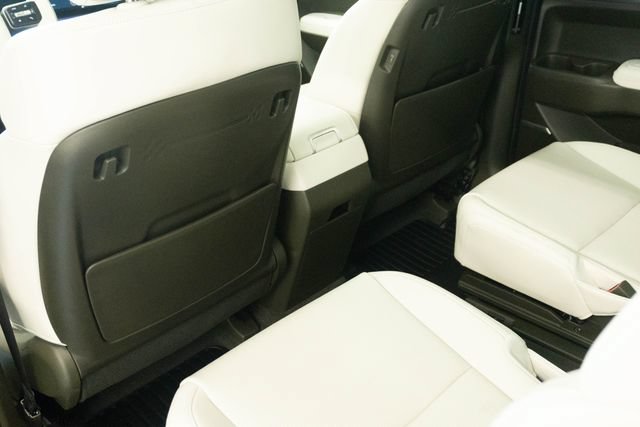 Used 2025 Hyundai Santa Fe Calligraphy AWD/4WD image 29