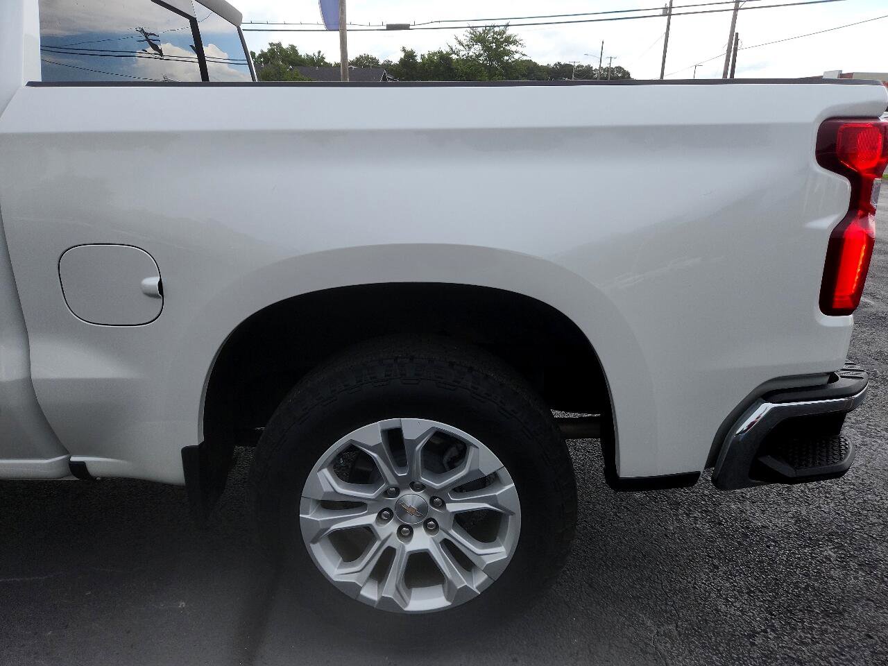 Used 2022 Chevrolet Silverado 1500 LTZ image 12