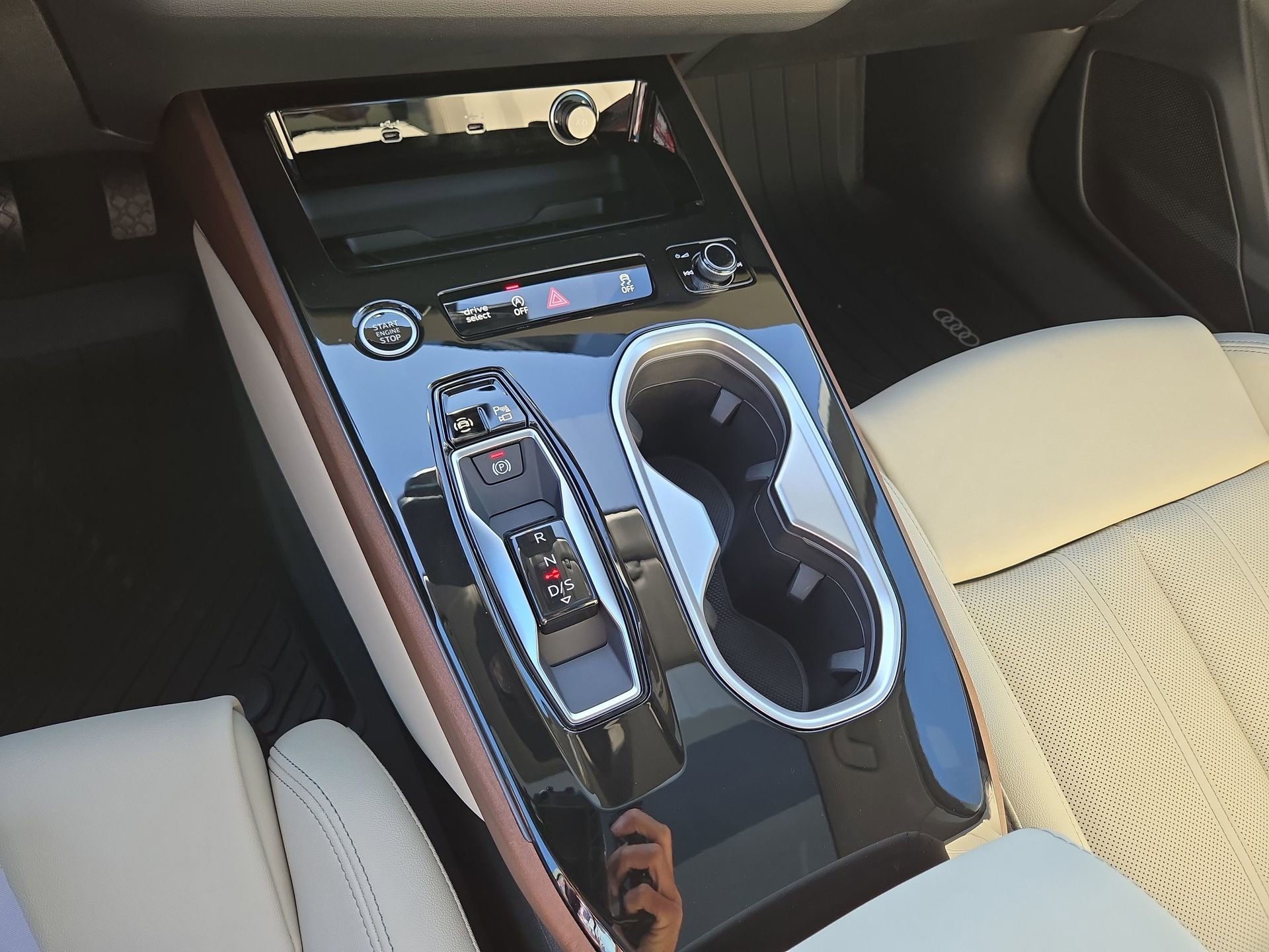 New 2026 Audi A6 Premium image 22