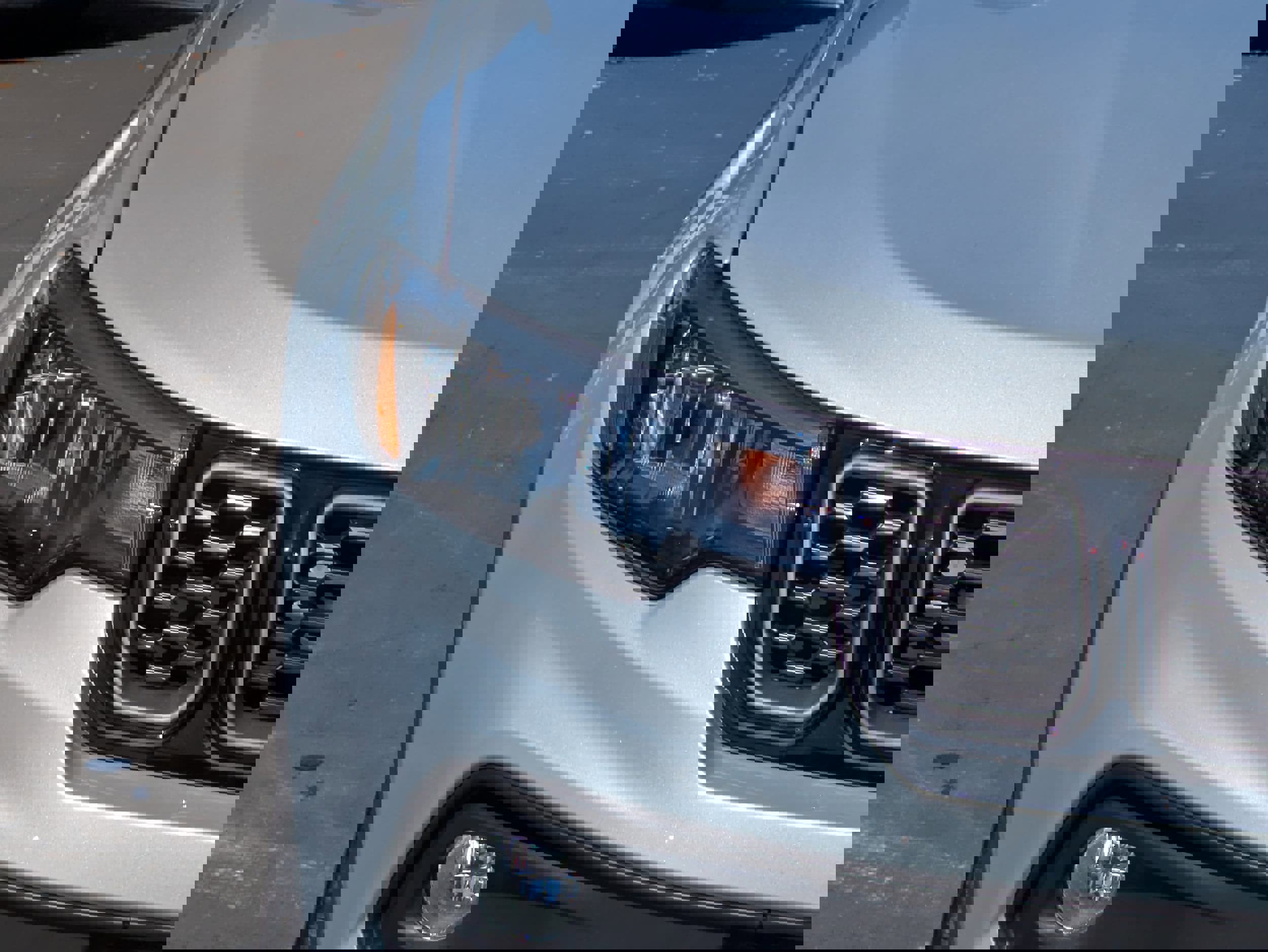 New 2026 Jeep Compass Latitude image 10